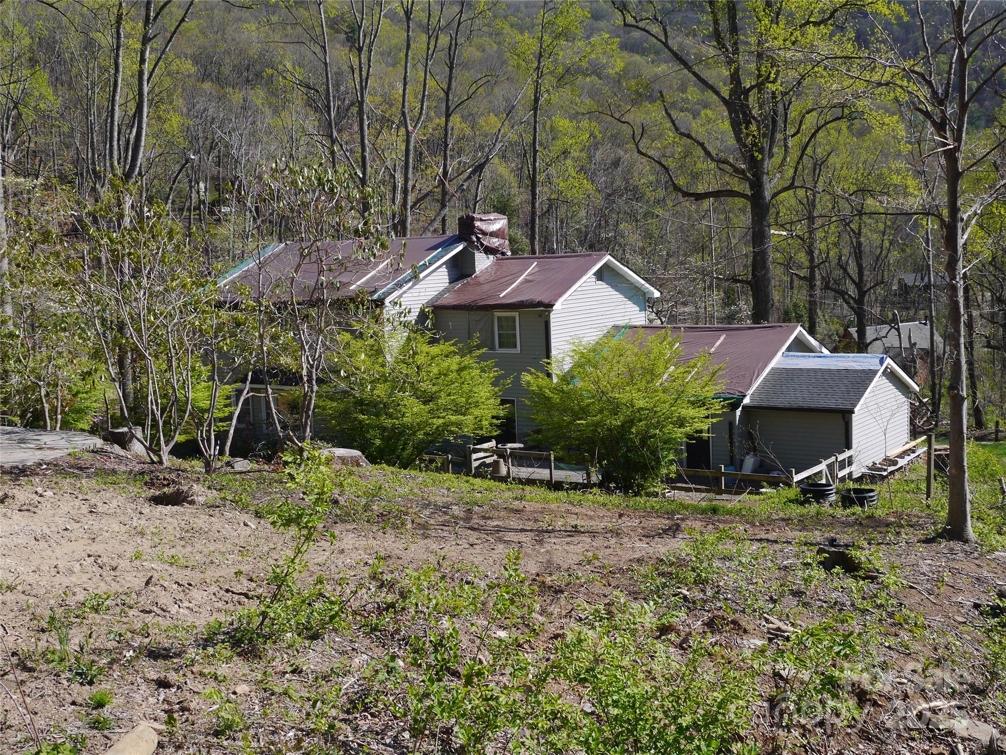 305 Webb Cove Road