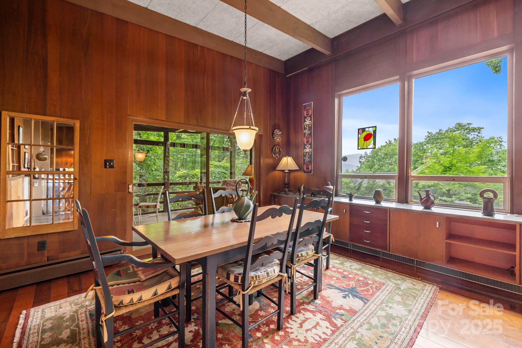 21 Rhododendron Road