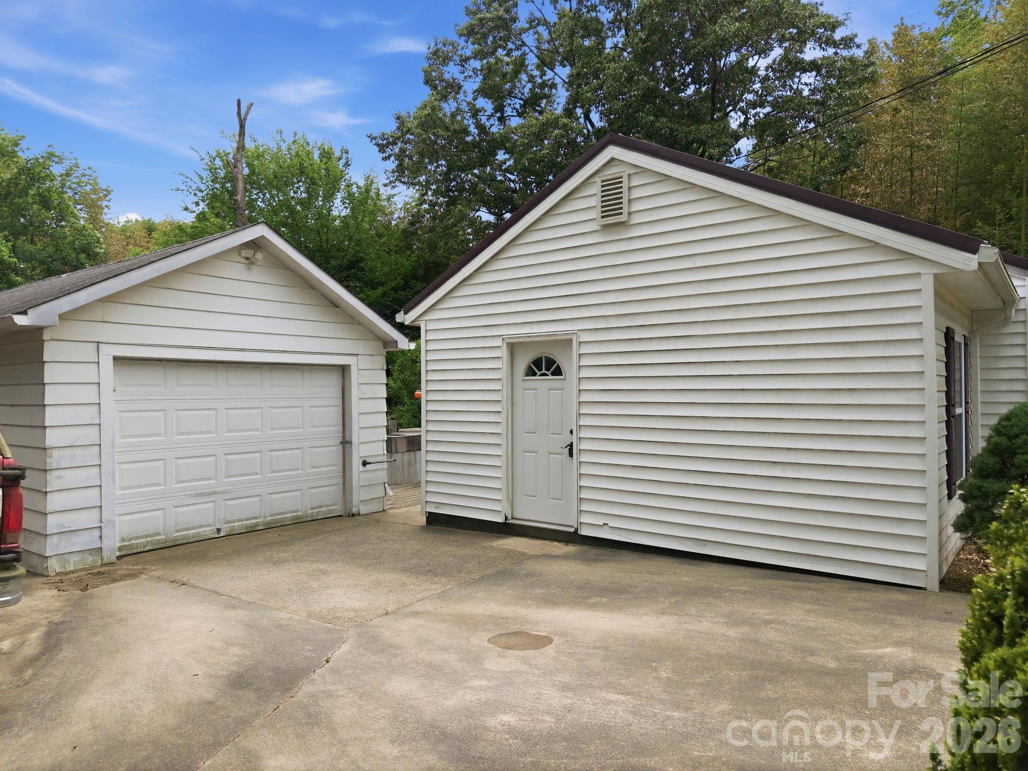211 Sowers Ferry Road