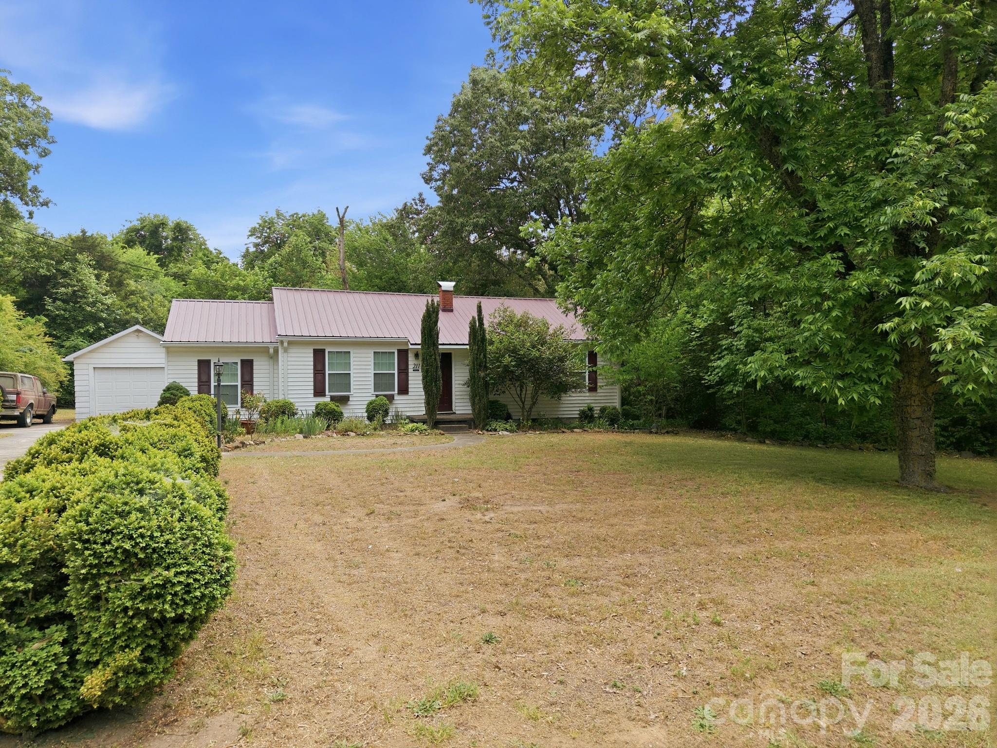 211 Sowers Ferry Road