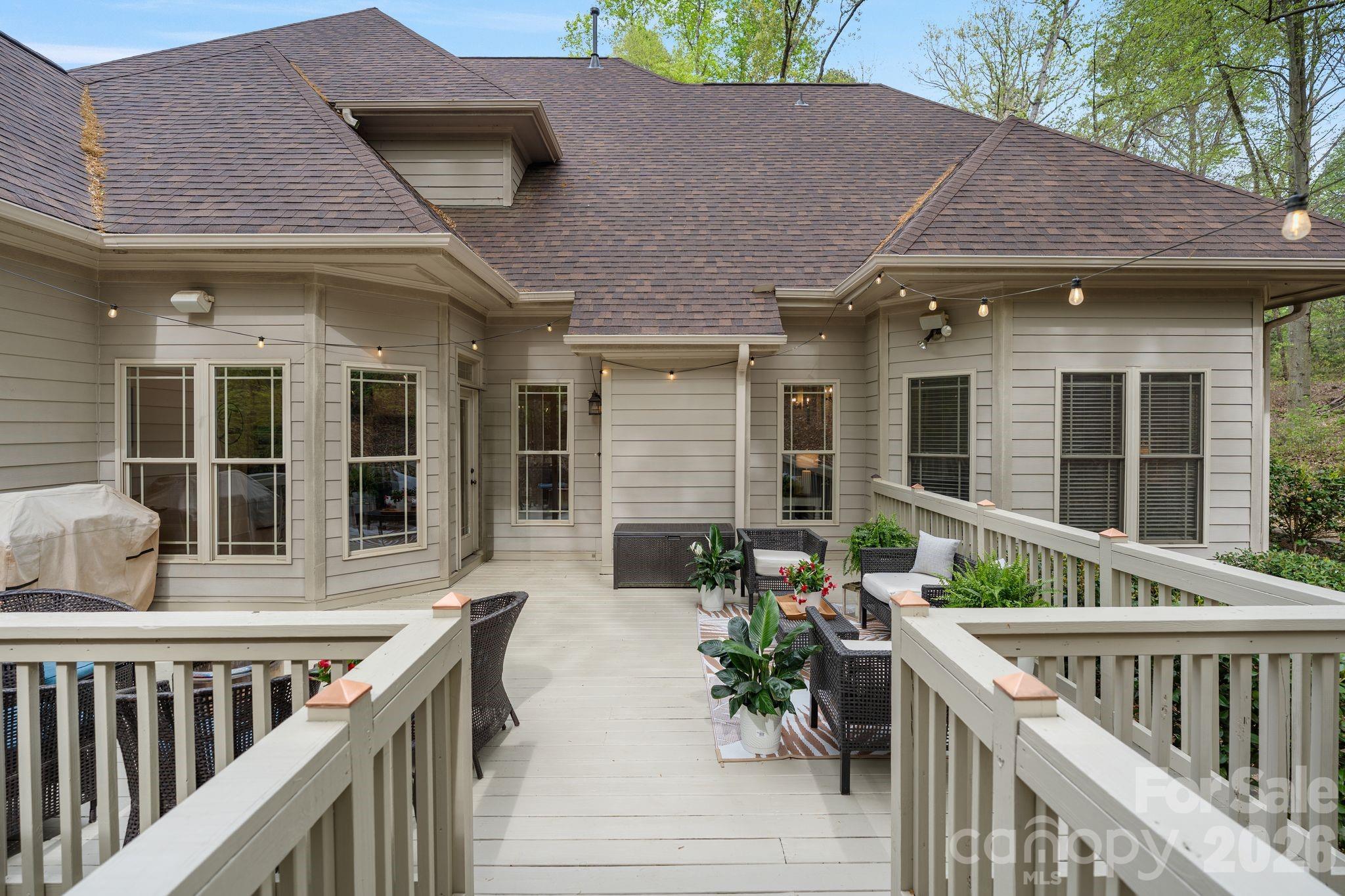 Woodstream Estates - Residential