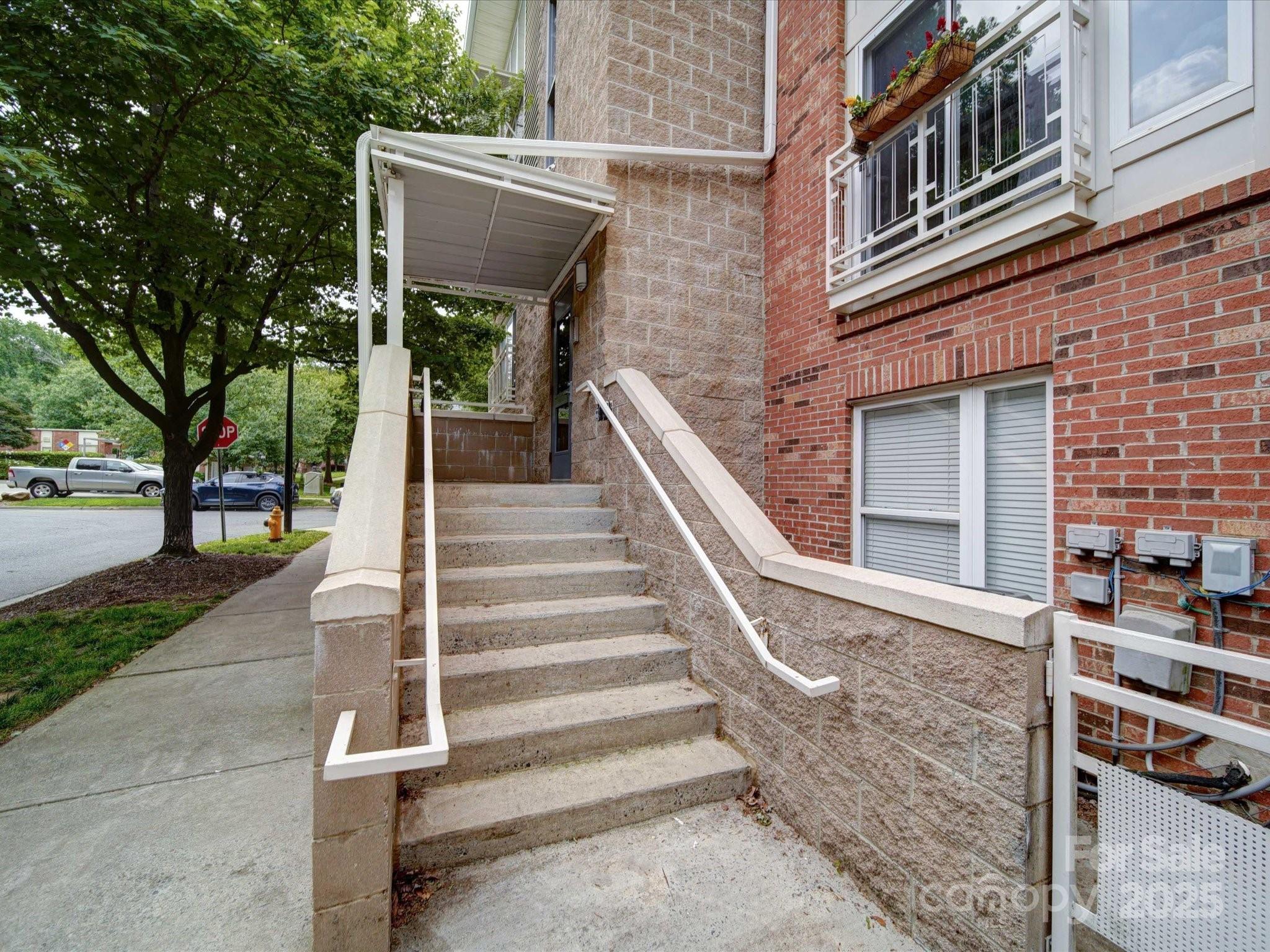 650 Raphael Place