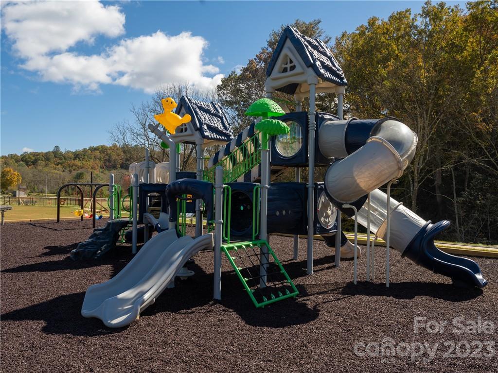 Mills River Crossing - Residential