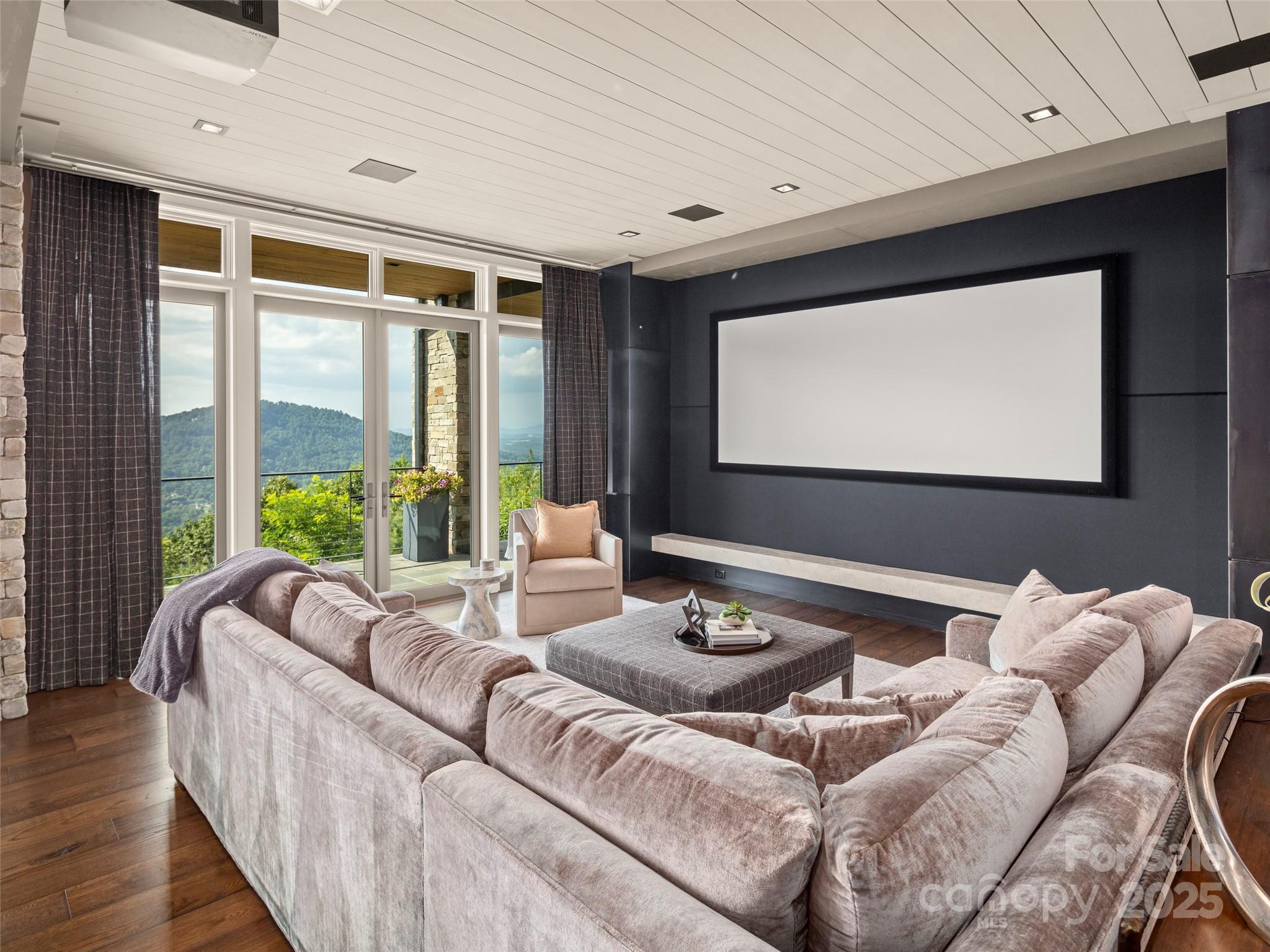 The Cliffs at Walnut Cove - Residential