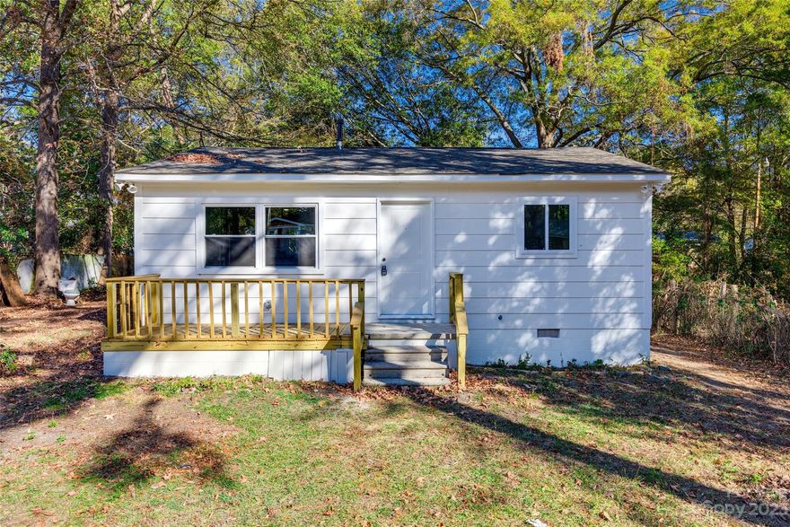 This newly remodeled home boasts brand-new HVAC, water heater, cabinets, and windows. Nestled just minutes away from downtown Dallas with convenient proximity to local shops and HWY 279. This home is move-in ready! Come home to a life of comfort, style and convenience.