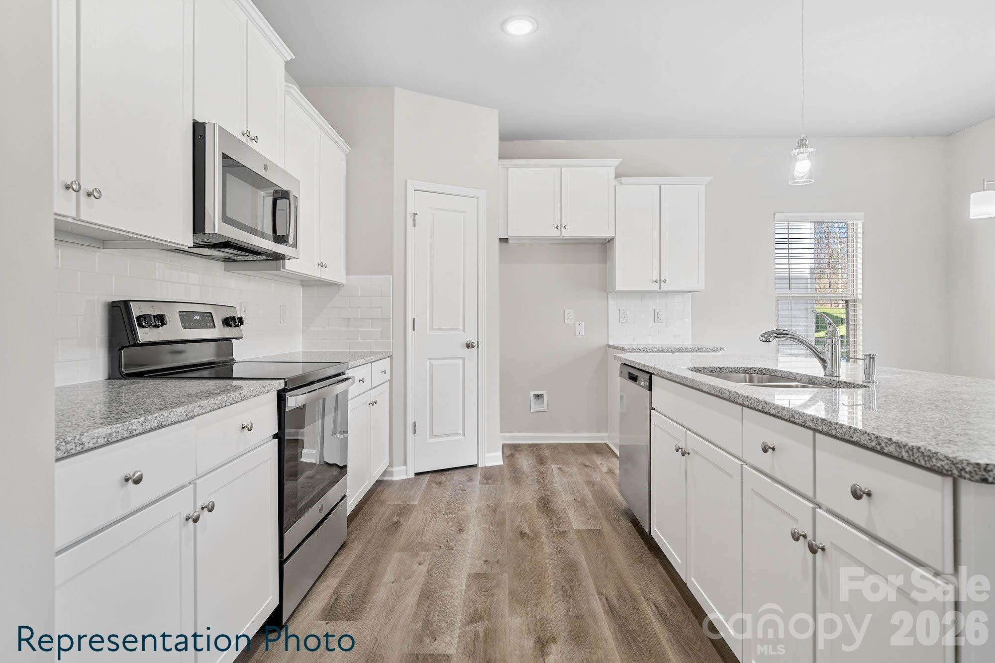 Villas of Kings View - Residential