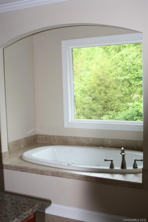 Laurel Crest - Residential