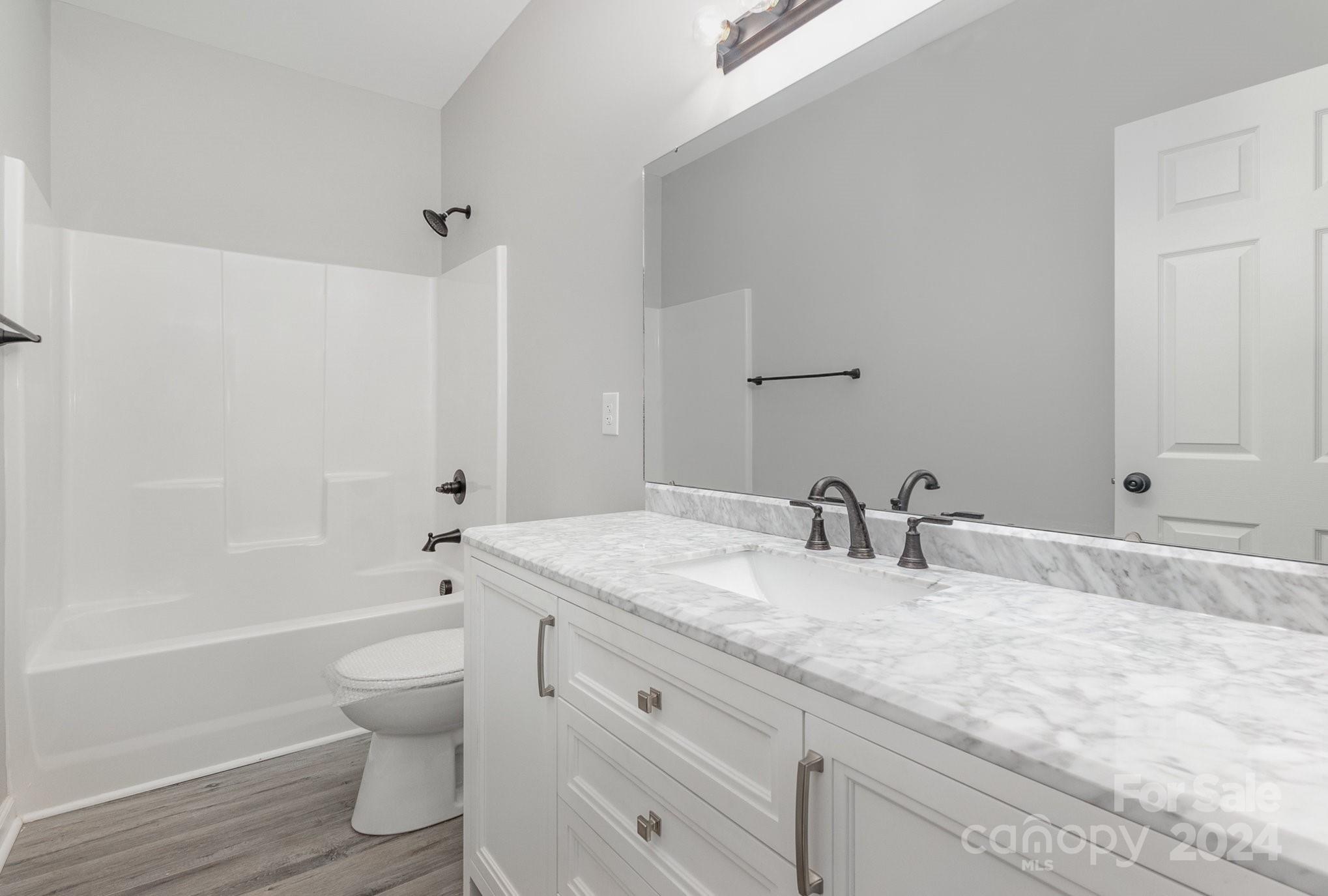 Magna Vista - Residential