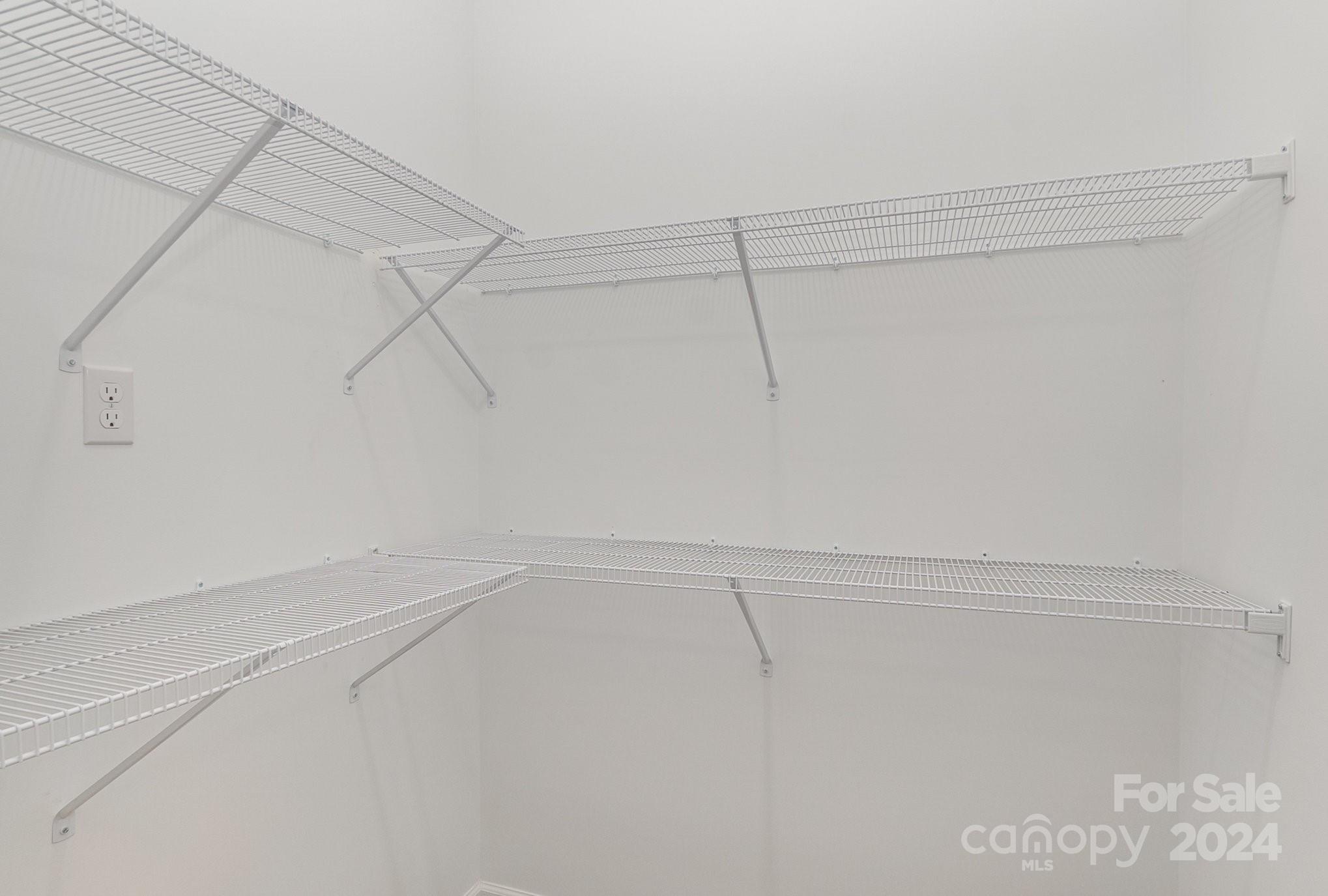 Magna Vista - Residential