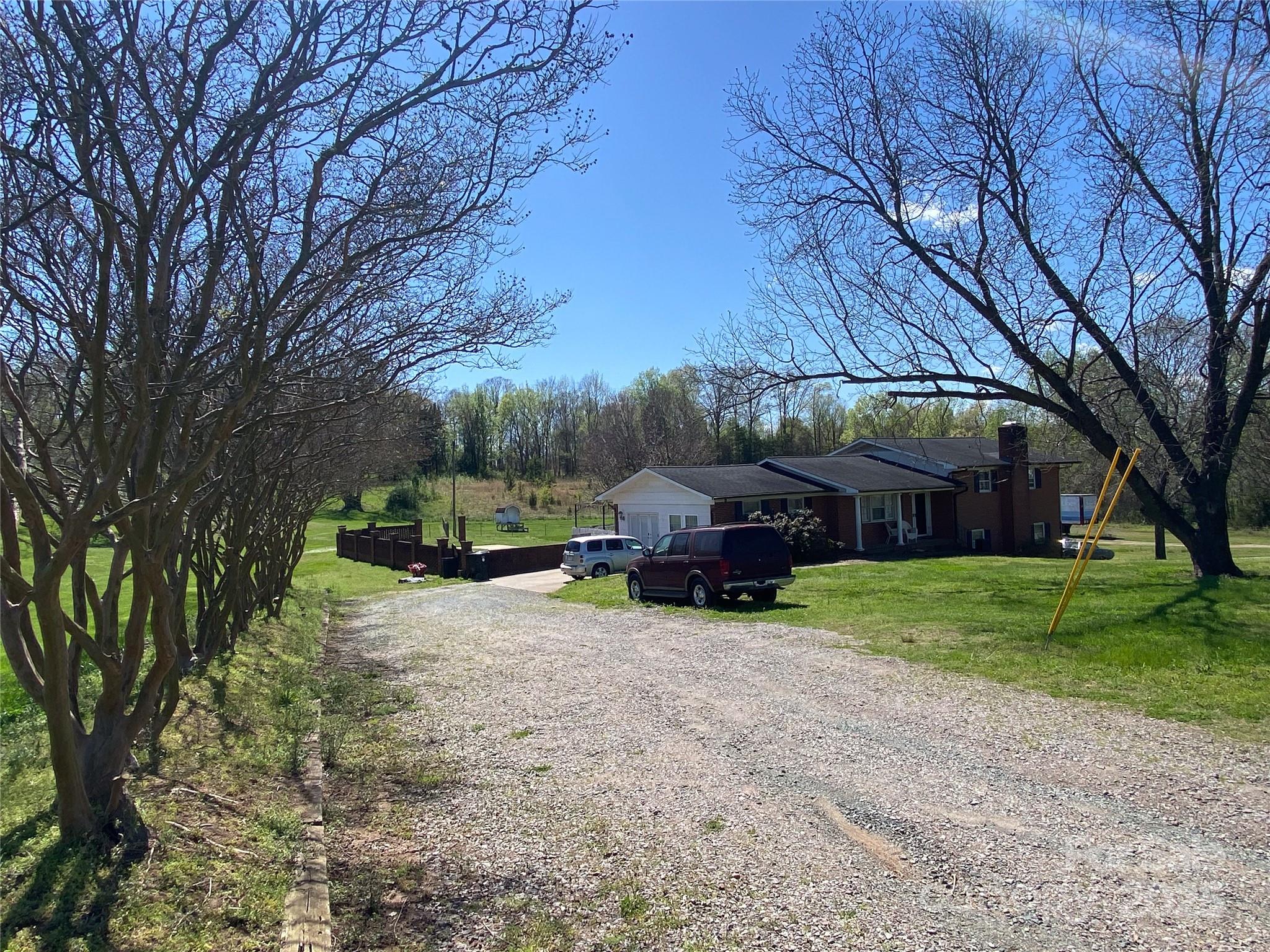 7501 Ruben Linker Road NW