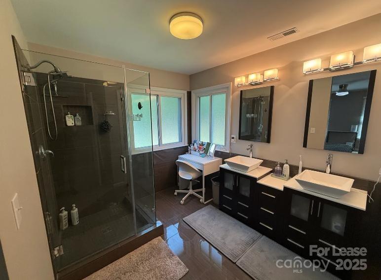 Claiborne Woods - Residential Lease