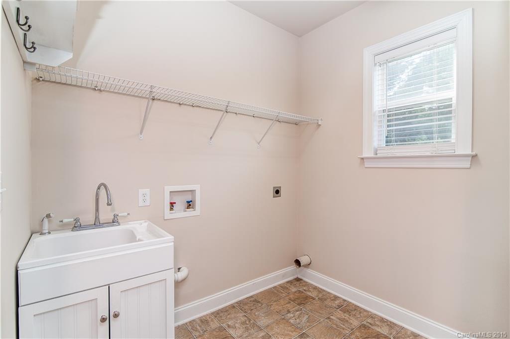 Weatherstone Manor - Residential