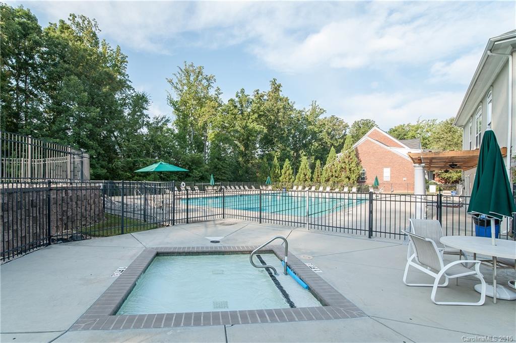 Weatherstone Manor - Residential