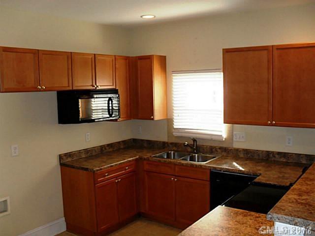 Harrogate at the lake - Residential Lease