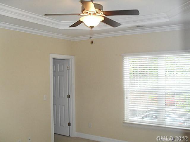 Harrogate at the lake - Residential Lease