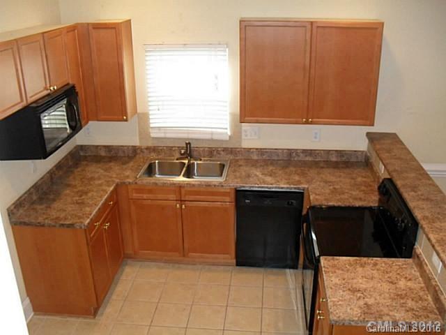 Harrogate at the lake - Residential Lease