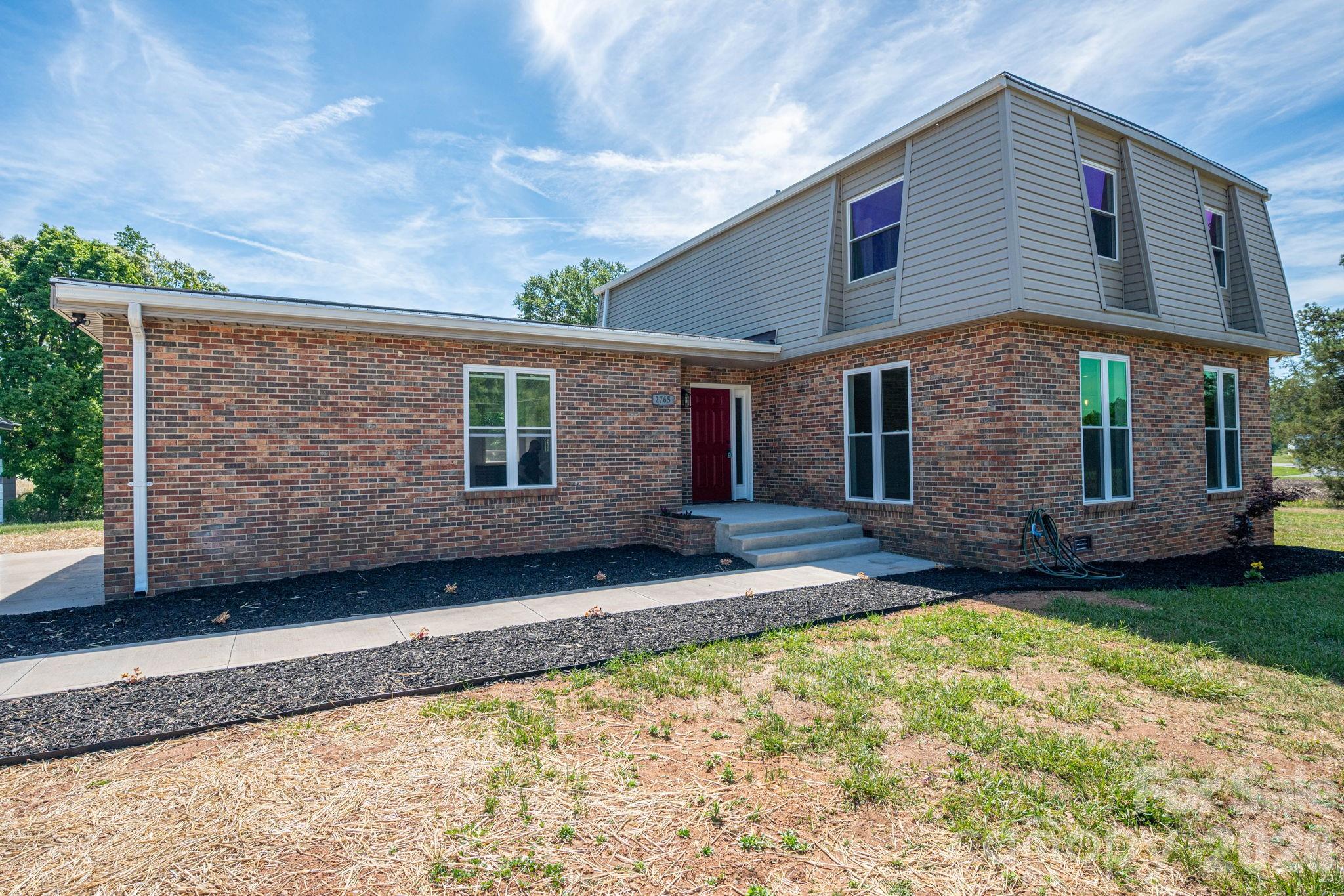 2765 S Lafayette Street