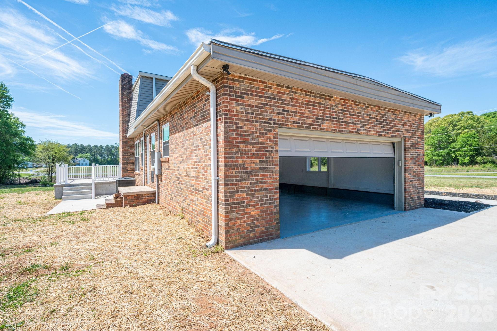 2765 S Lafayette Street