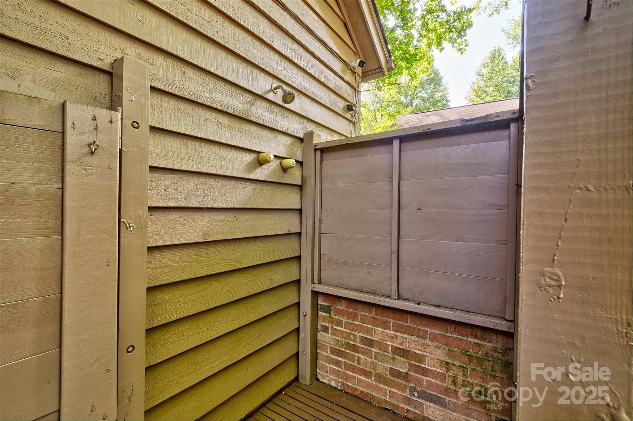 River Hills - Residential