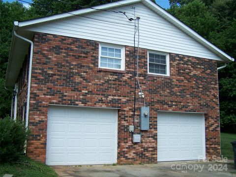 A home in North Wilkesboro