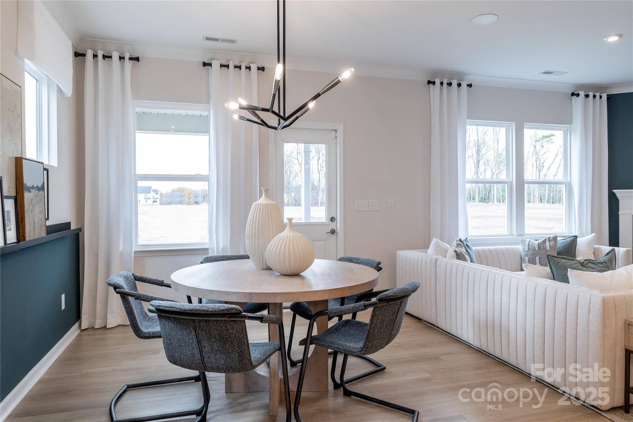 6000 Chumbley Point Road 78