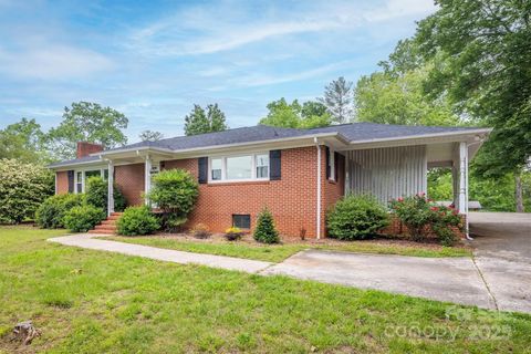826 Jamestown Road Morganton NC 28655
