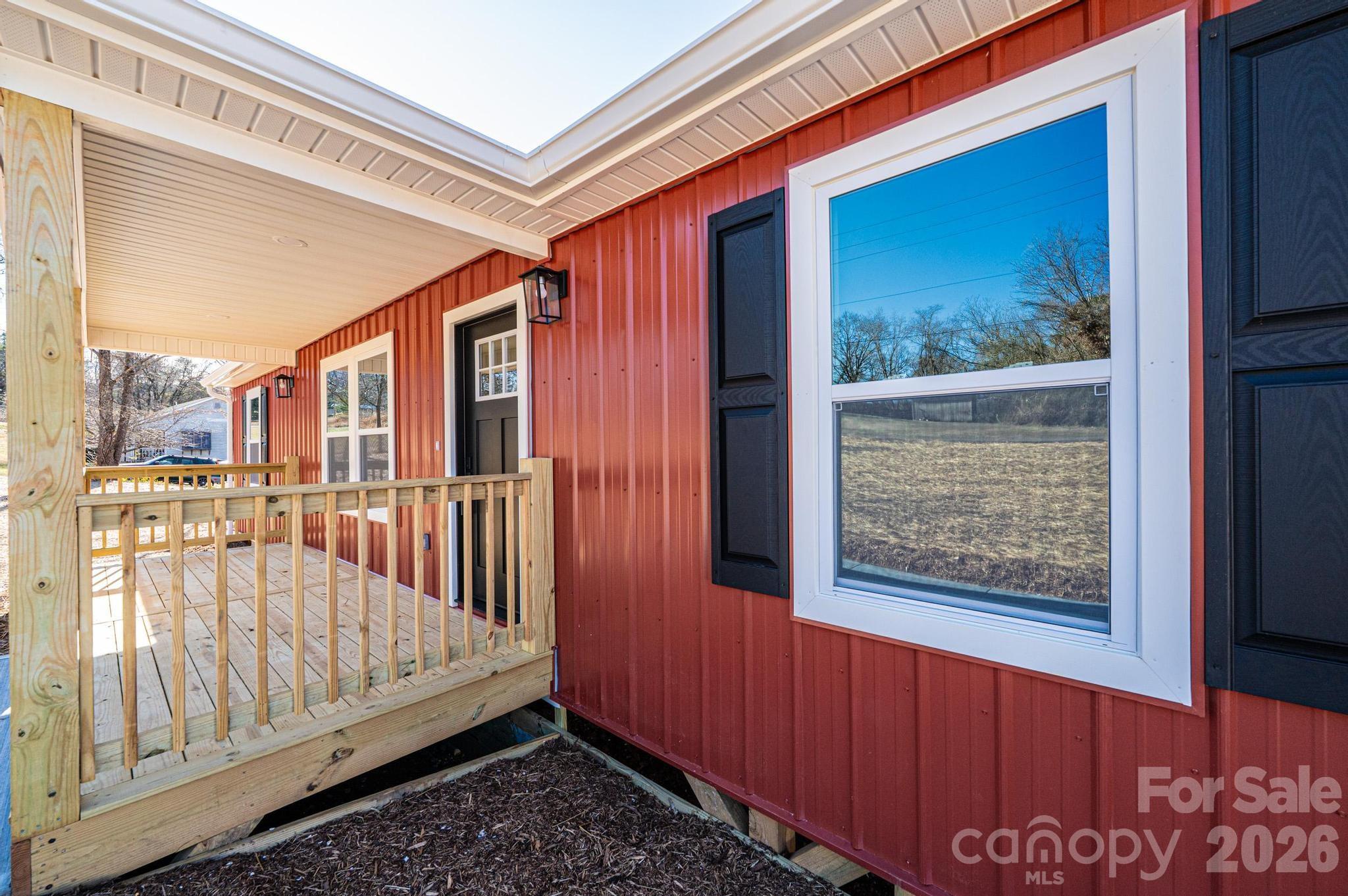 2732 Cotton Mill Street