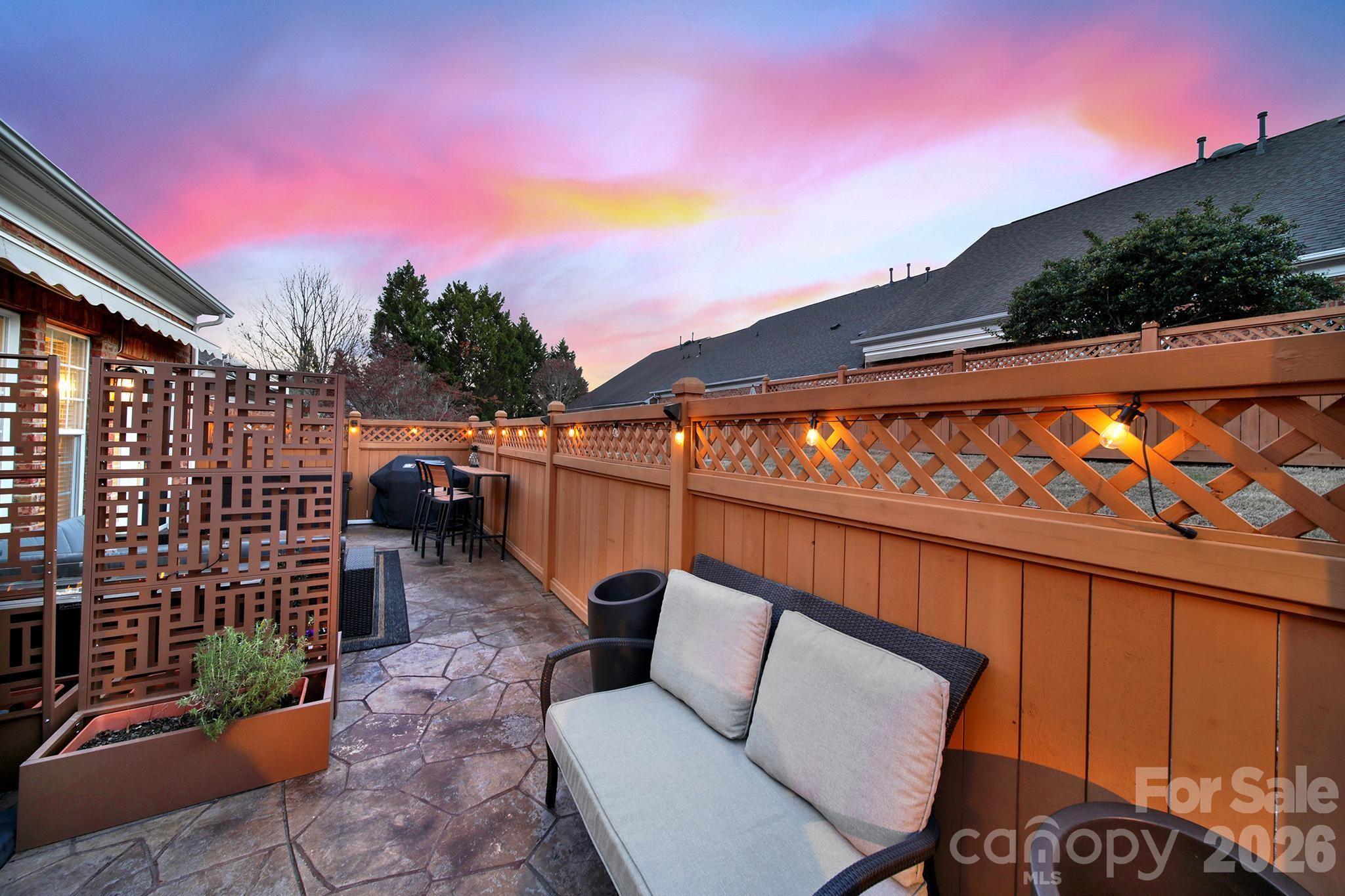 Ivy Ridge At Ballantyne - Residential