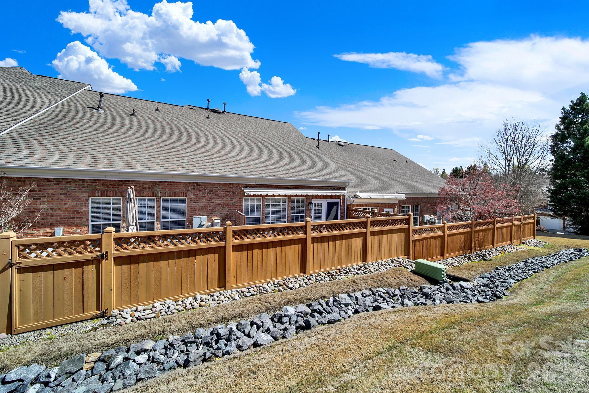 Ivy Ridge At Ballantyne - Residential