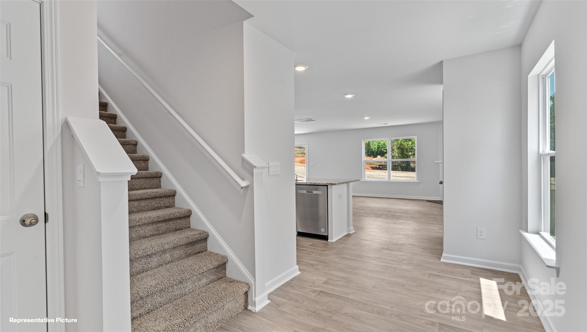 608 13th Avenue Drive NE