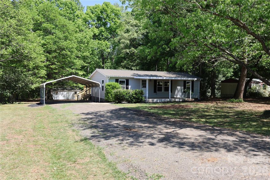 FULLY RENOVATED FROM THE GROUND UP, 
NEW:
SUBFLOOR,INSULATION FLOOR AND WALLS, WINDOWS, DOORS.BATHROOMS, FIXTURES, HVAC, DUCTWORK, SIDING AND FLOORING. BUYER WILL CHOSE TO MATCH FLOORING IN MAIN AREA OR CARPET IN BEDROOMS.
IF YOU ARE LOOKING FOR A HOME WITH NOTHING TO DO BUT MOVE IN, THIS IS THE ONE FOR YOU. FRONT ROCKING CHAIR PORCH AND BRAND NEW REAR DECK. LARGE FLAT YARD AND DRIVEWAY FOR MANY CARS.