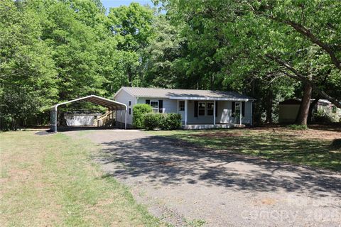 6443 Sherwood Lane Denver NC 28037