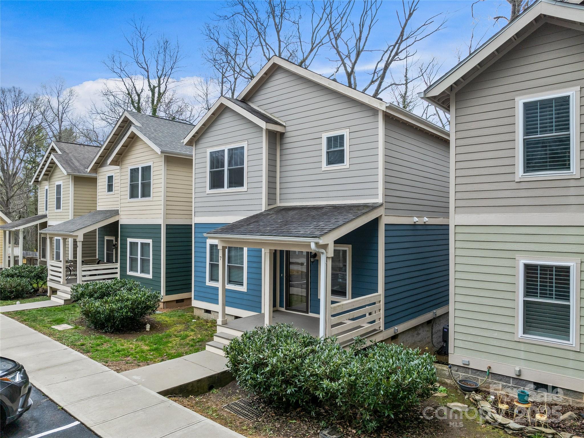 129 Aurora Drive 7