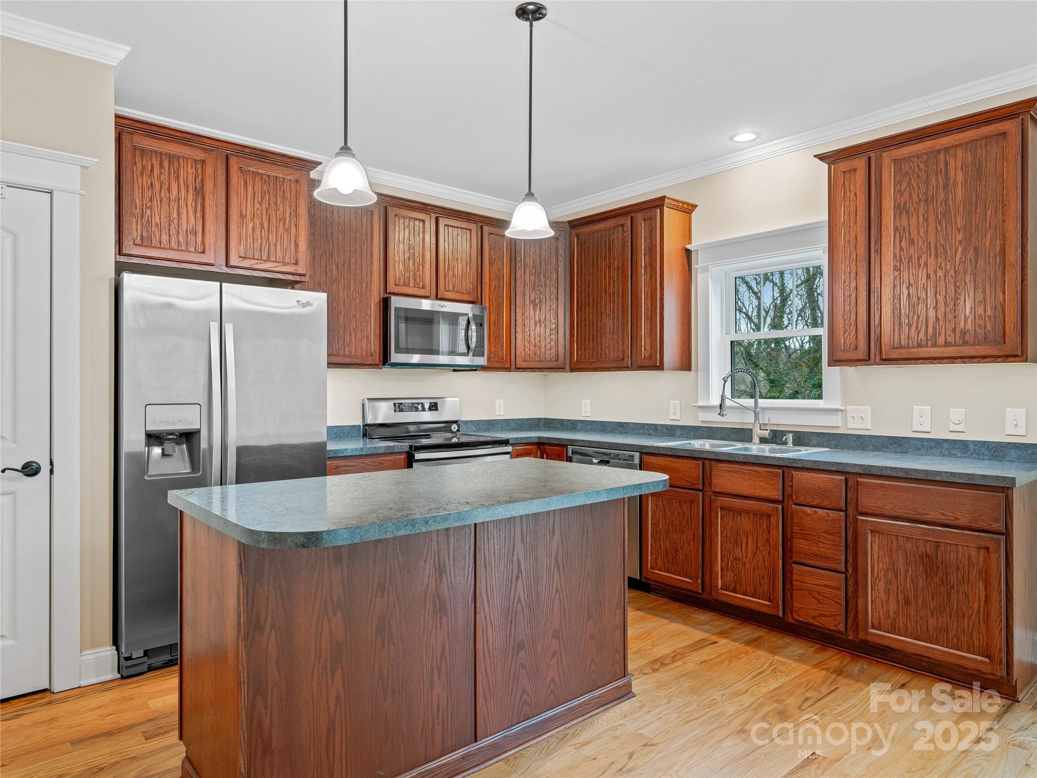 129 Aurora Drive 7