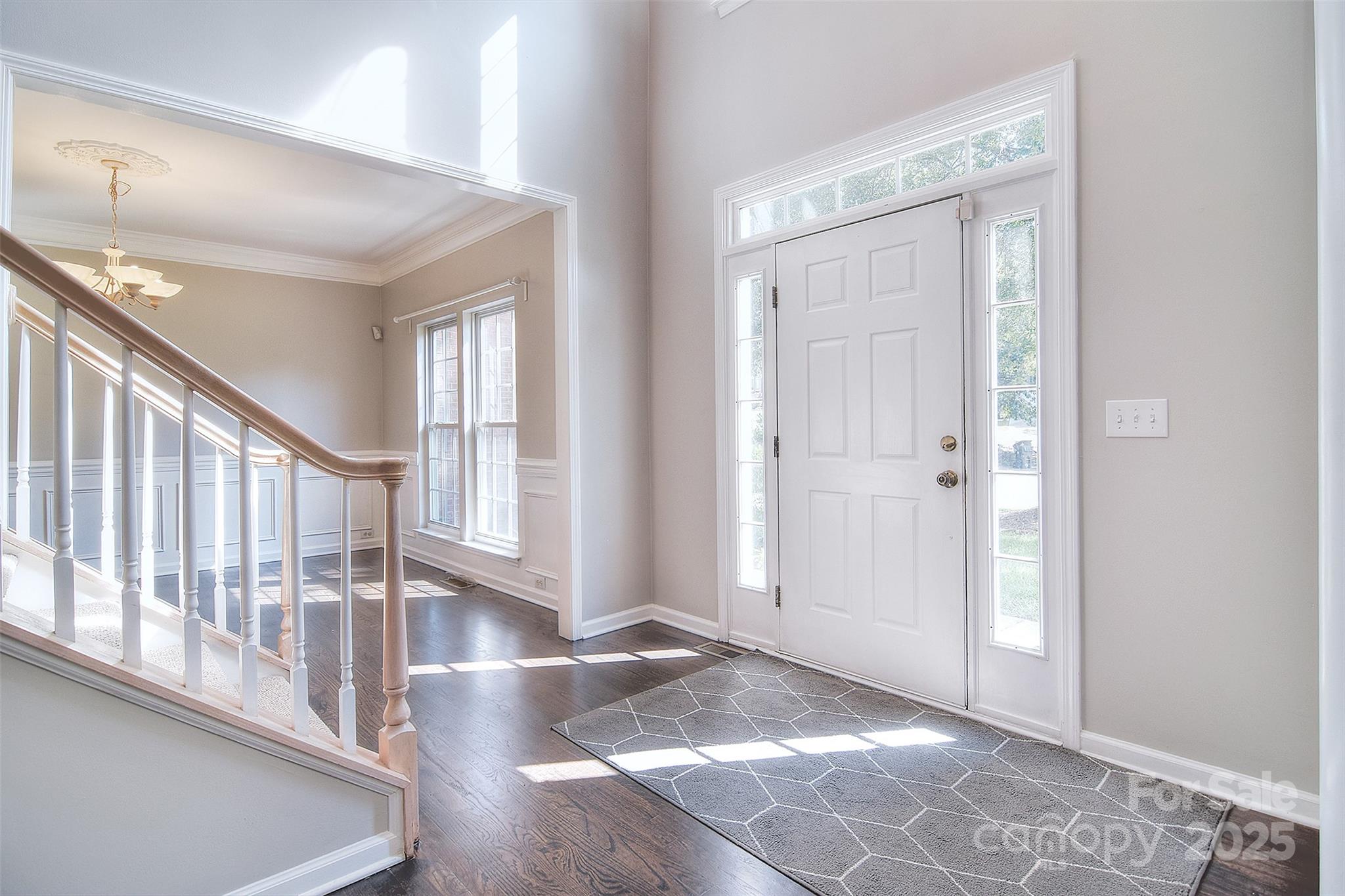 15964 Cumnor Lane