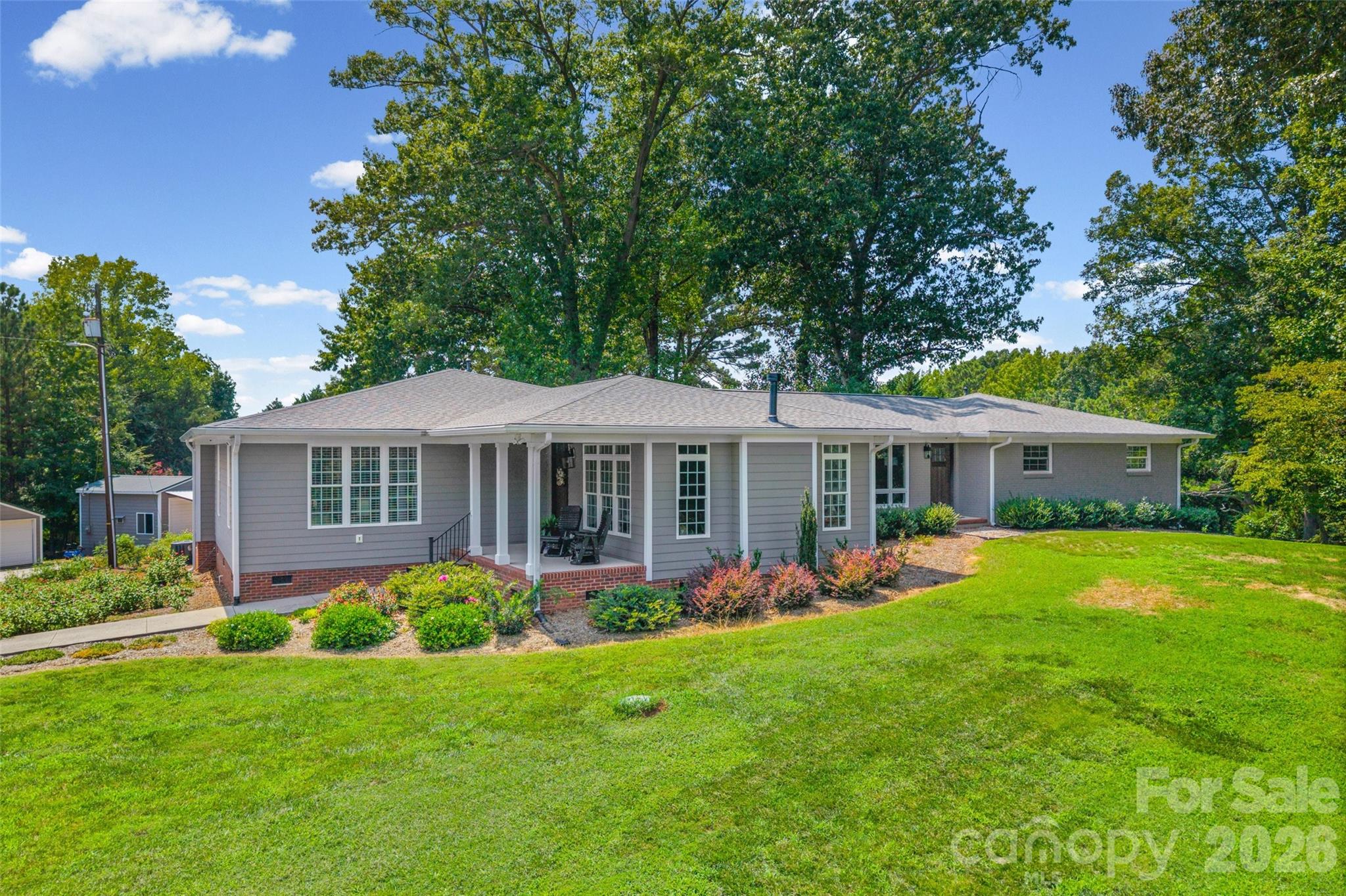 2106 Strawberry Road