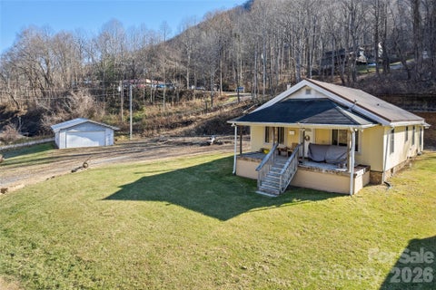 Photo of 3009 Dellwood Road, Waynesville, NC 28786 (MLS # 4436203)