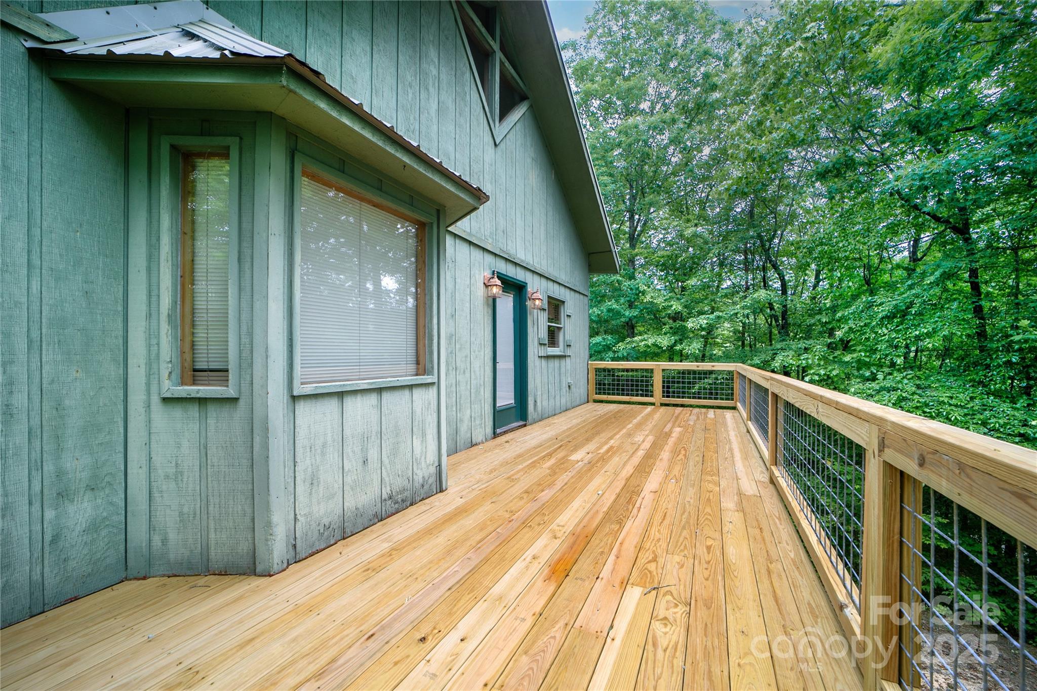 Round Mountain - Residential