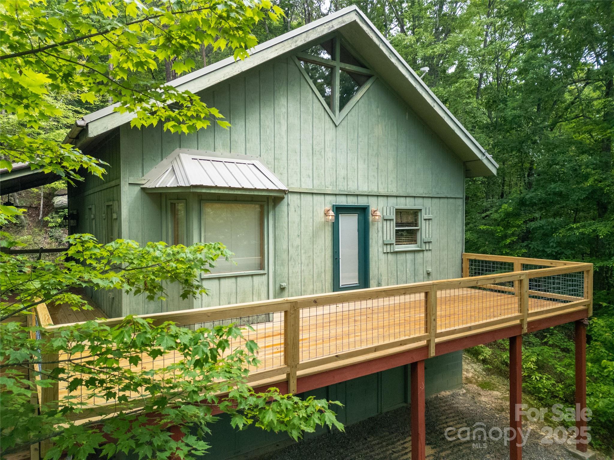 Round Mountain - Residential