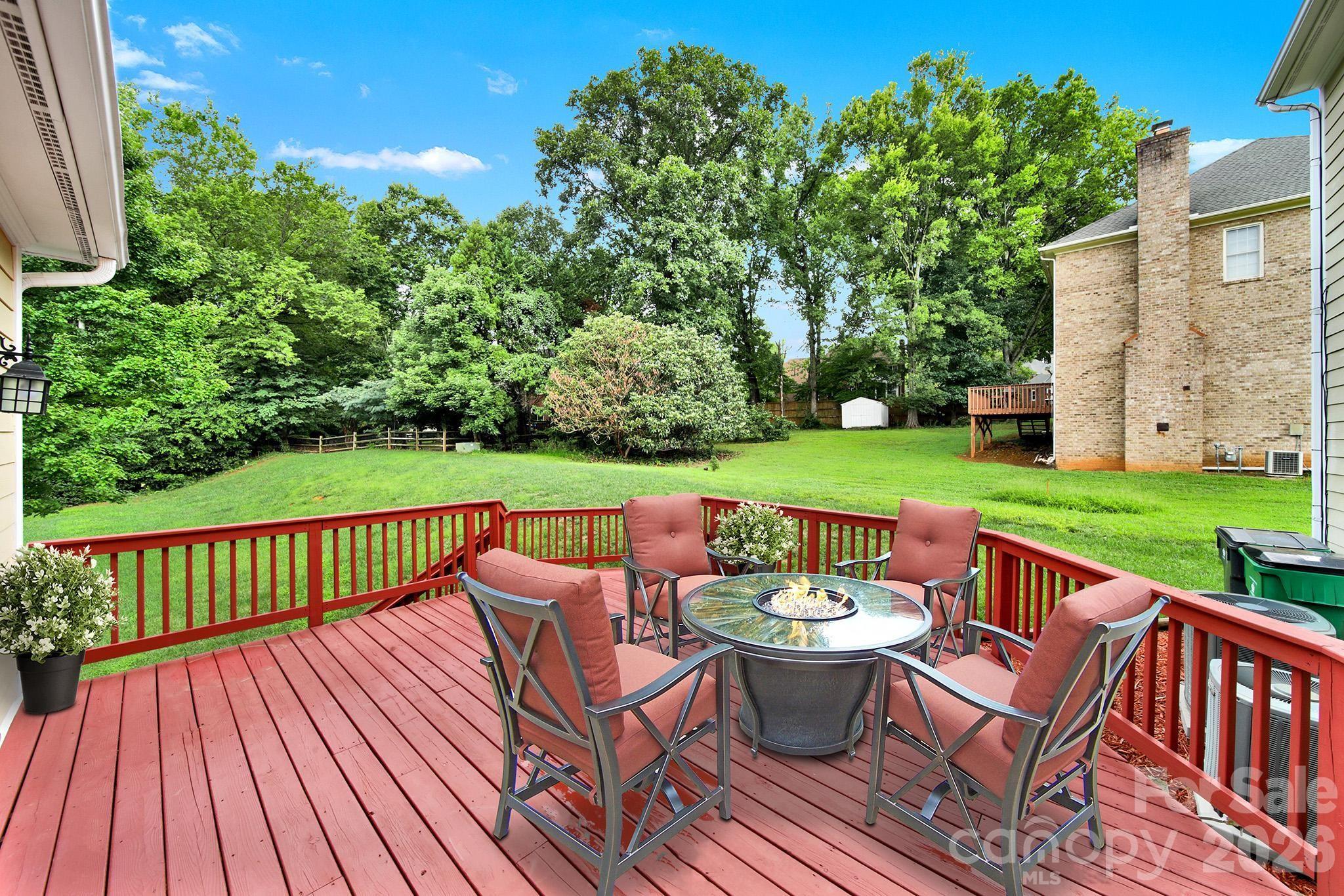 5709 Mallard Grove Road