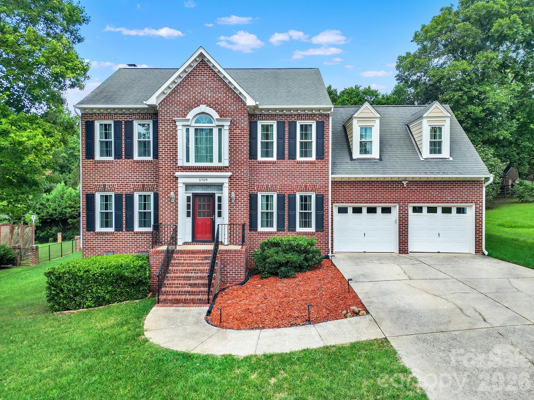 5709 Mallard Grove Road