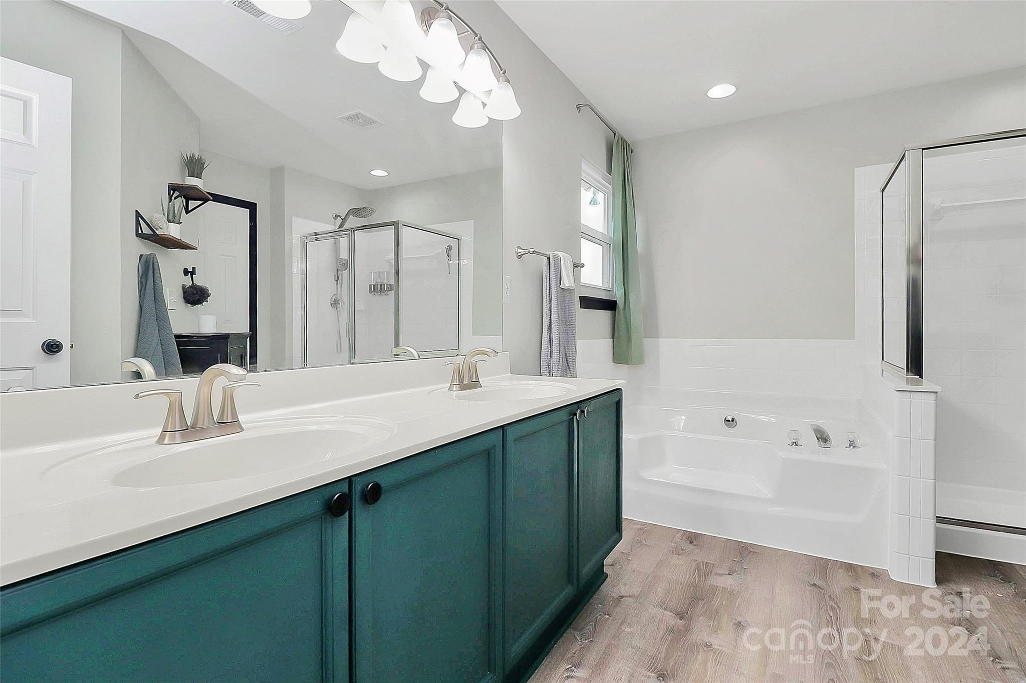 Knightsbridge - Residential