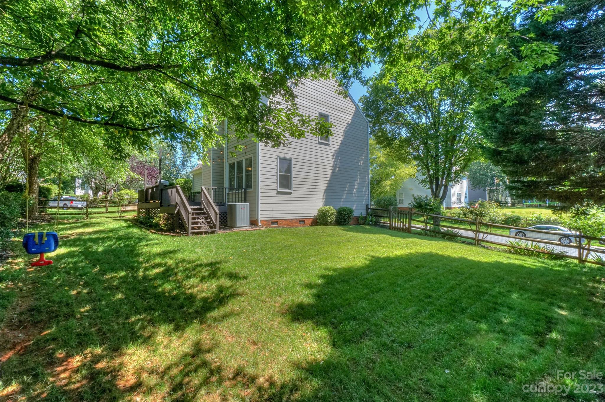 Davis Lake - Residential