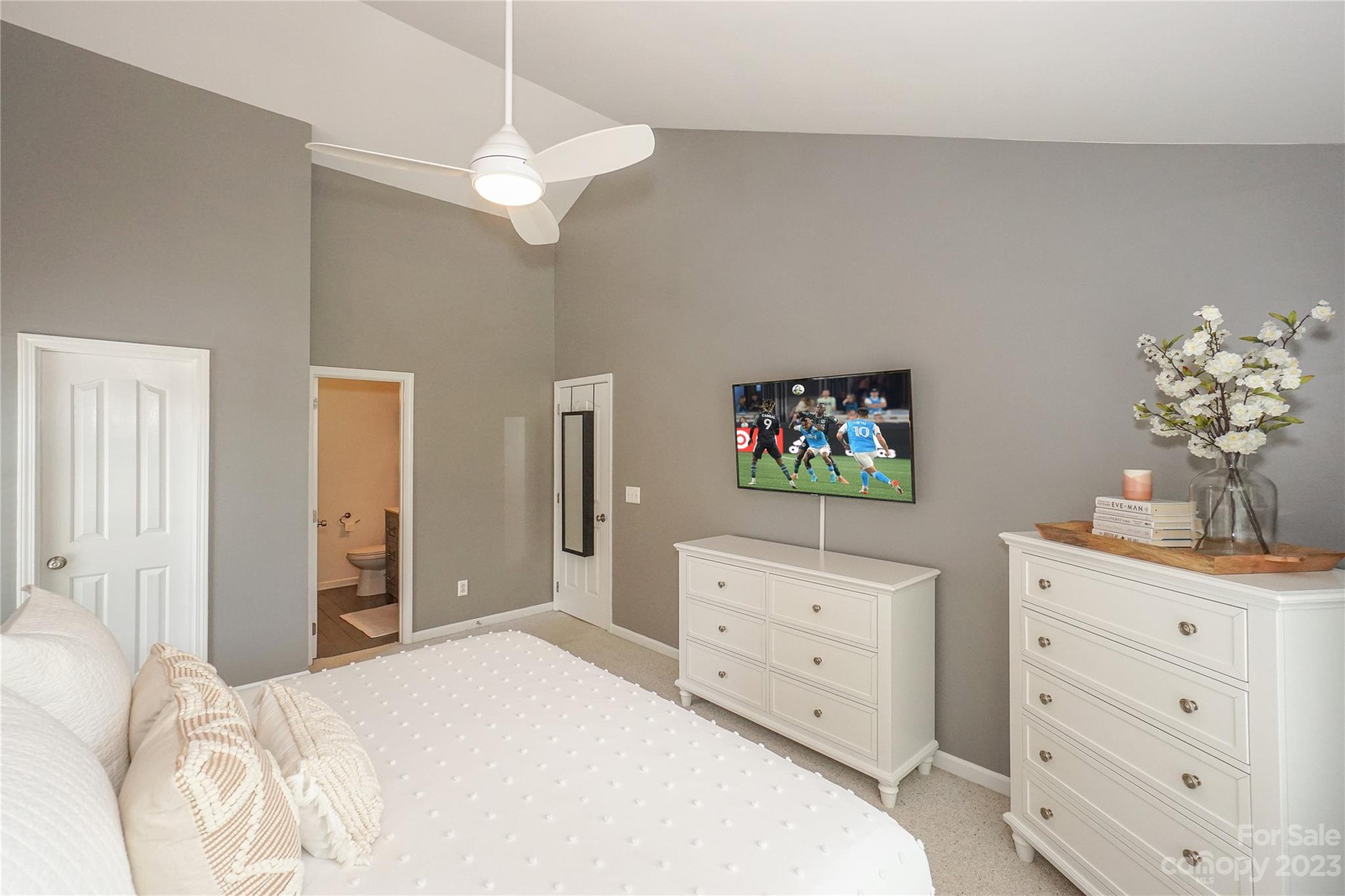 Davis Lake - Residential