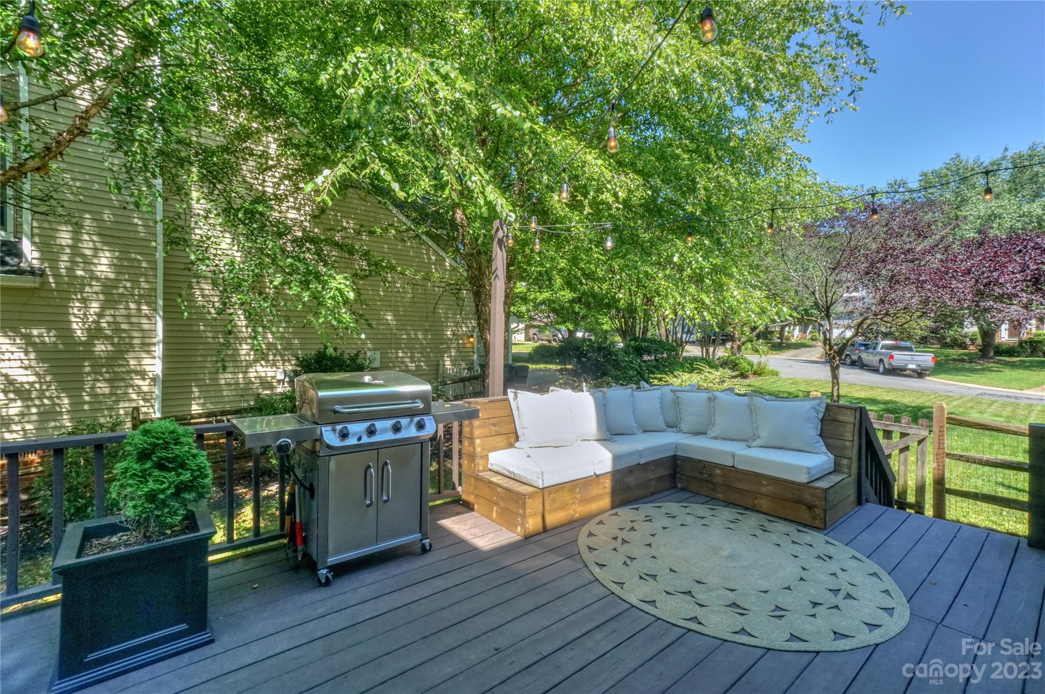 Davis Lake - Residential