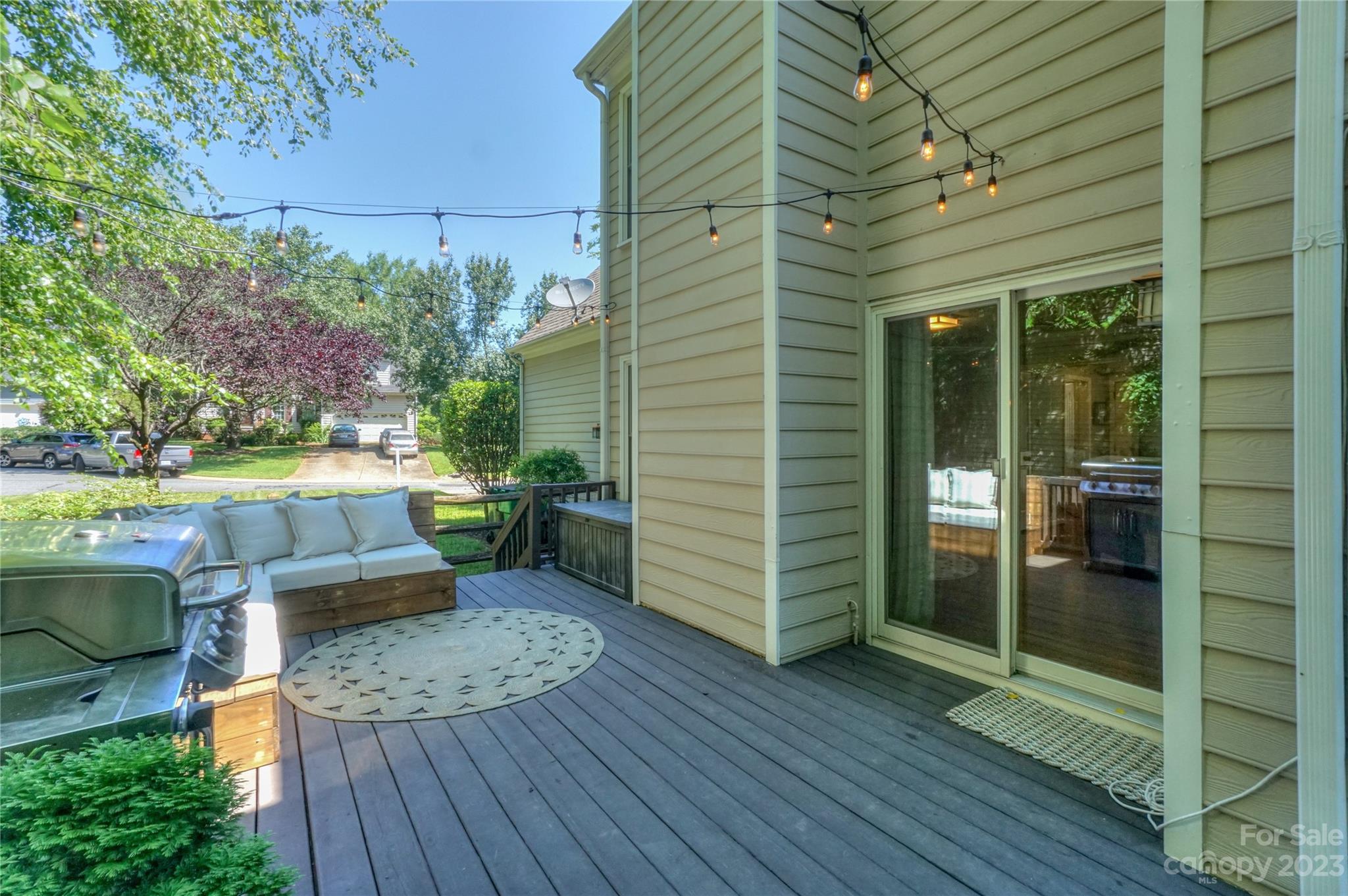 Davis Lake - Residential