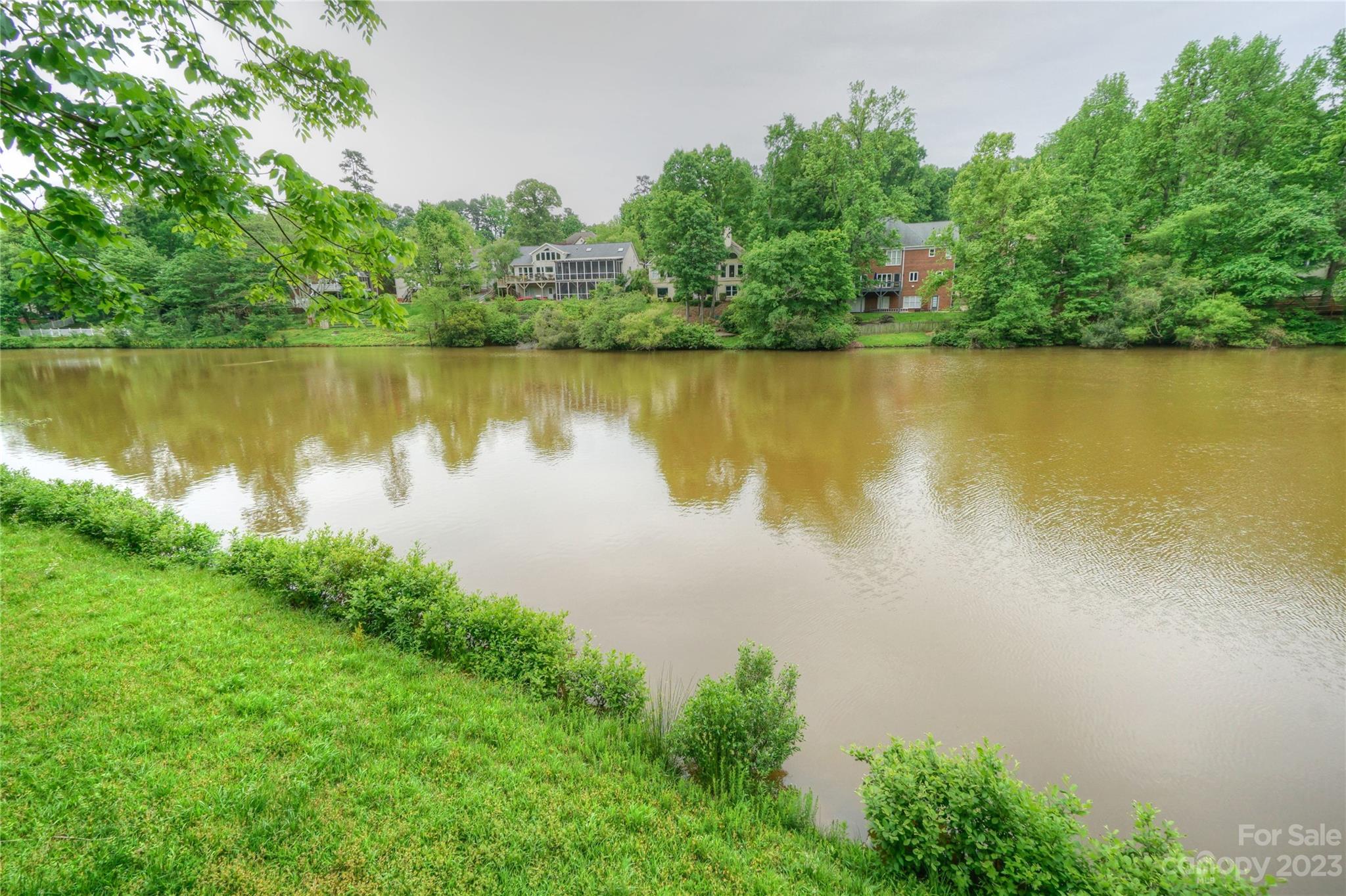 Davis Lake - Residential