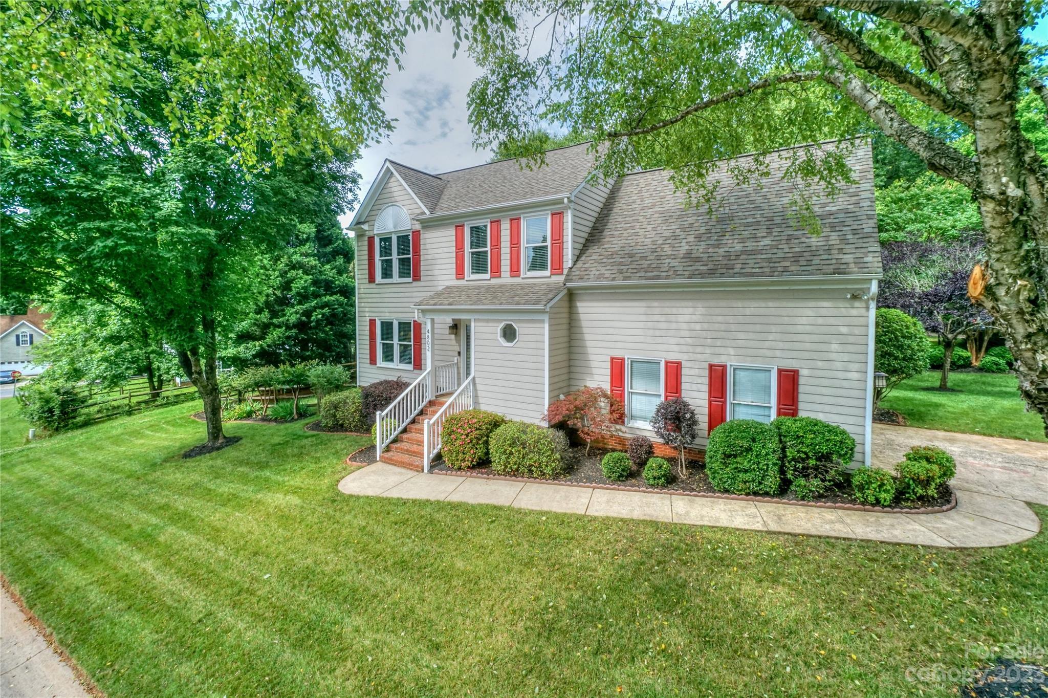 Davis Lake - Residential