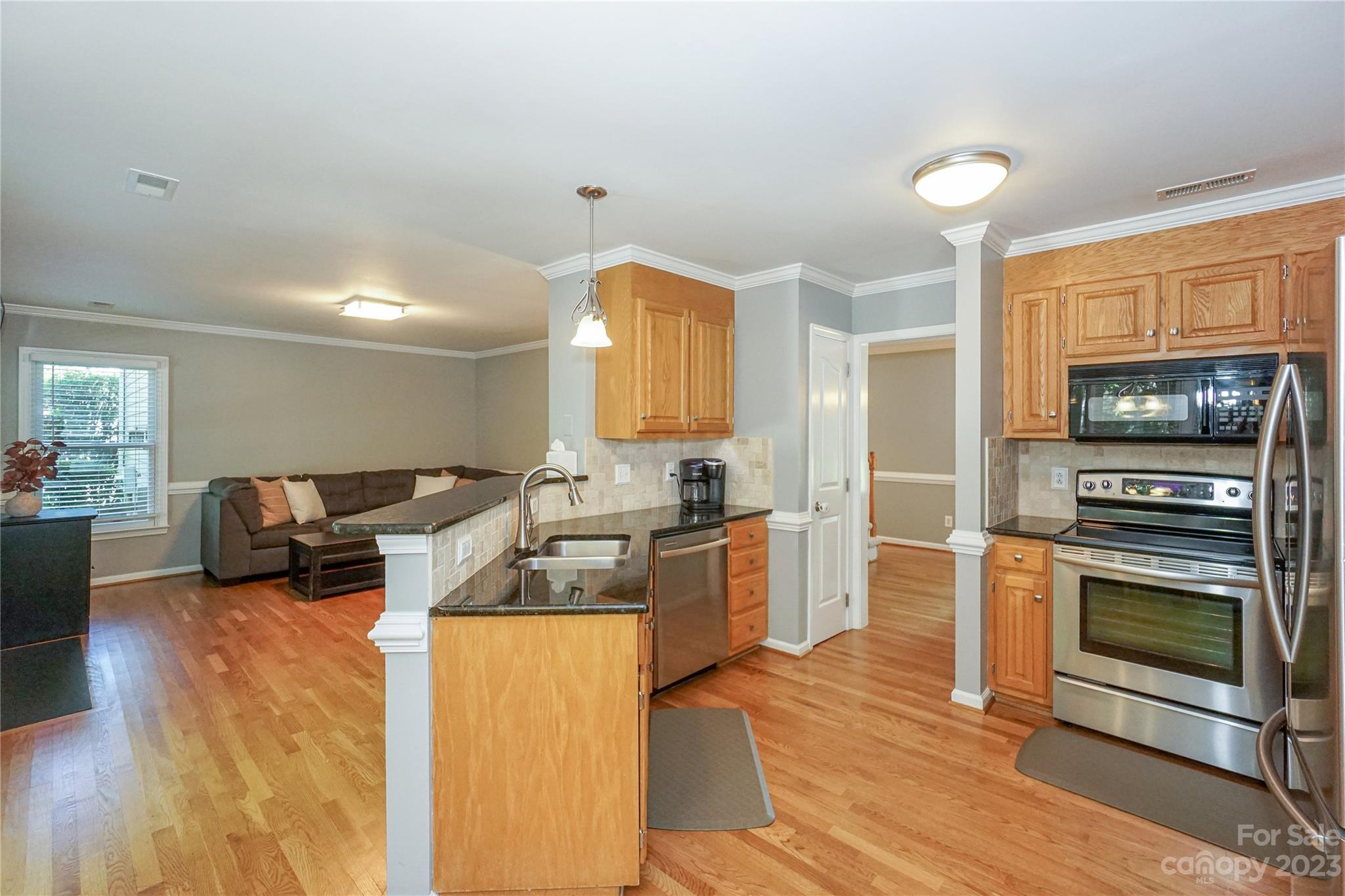 Davis Lake - Residential