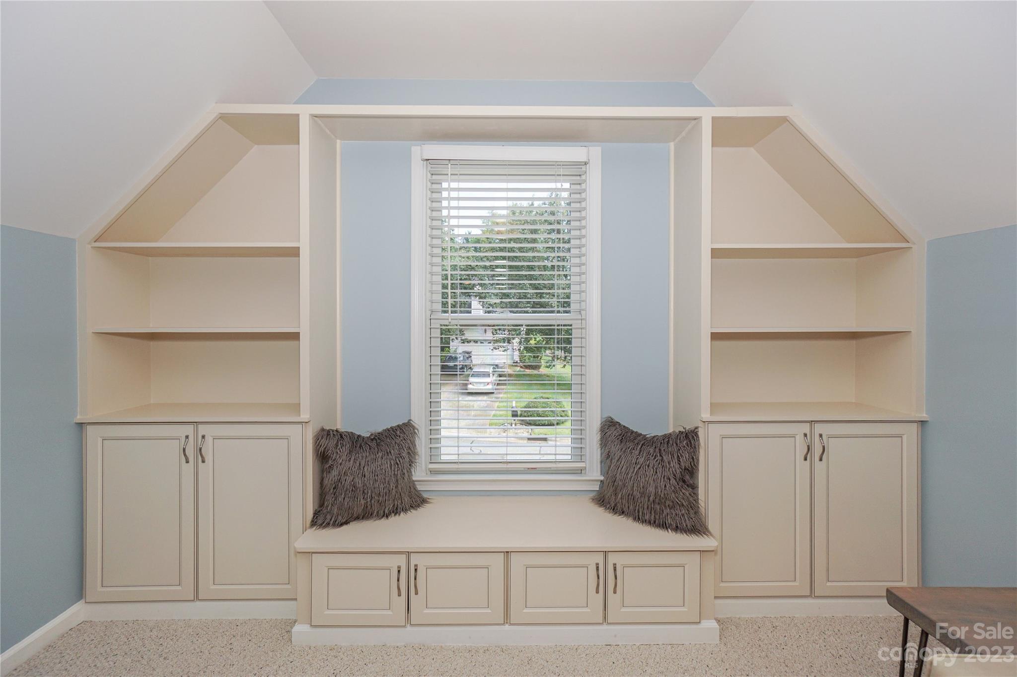 Davis Lake - Residential